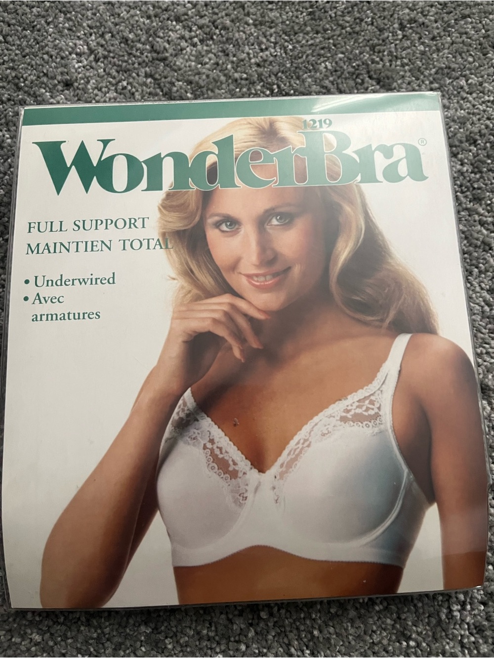 Wonderbra White Full Support Underwire Lace Bra Style 1218 Size C42